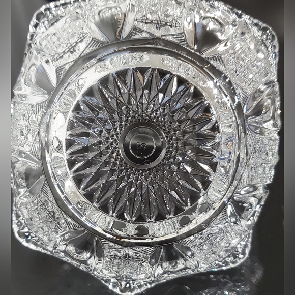 Vntg 8 1/2" Smith Glass "Quintec" Basket EUC - Picture 9 of 13